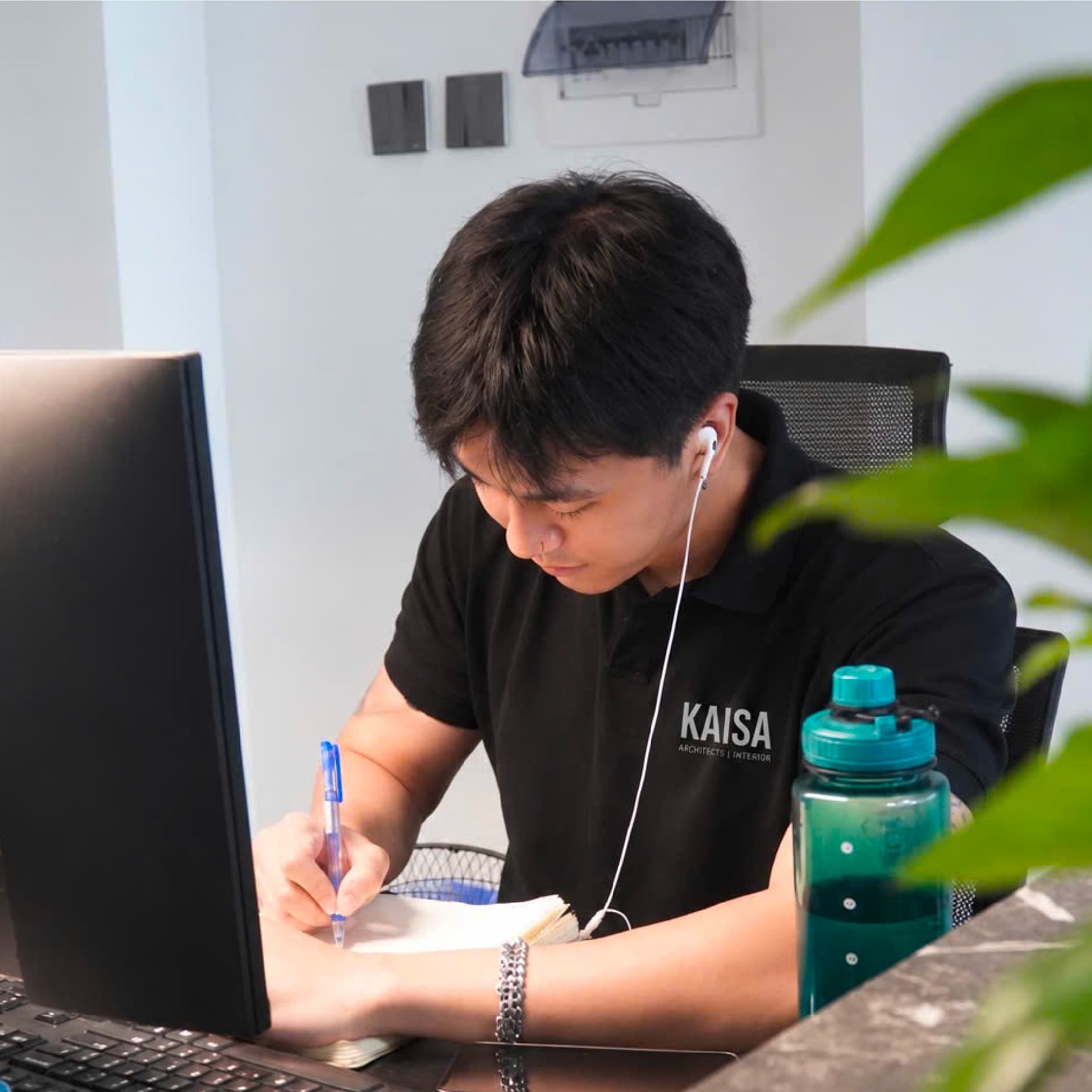 Tiếp nhận nhu cầu